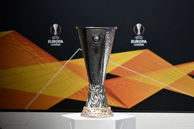 الدوري الأوروبي: مباريات متبانية في ثمن النهائي